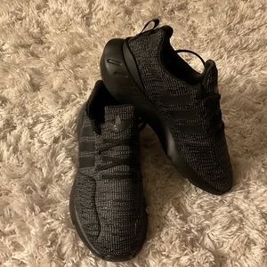 Kids Gray and Black Adidas Originals Swift Run 22 Shoes
